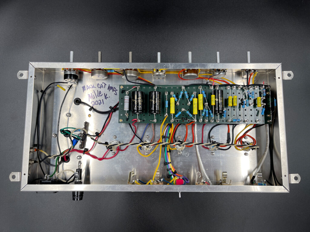 Fender Micro Bassman Radio Amp Fender Micro Bassman Radio Amp