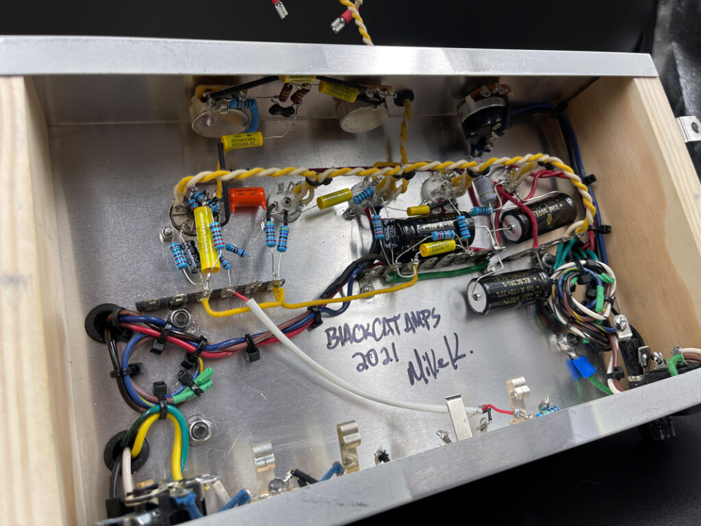 Gibson Skylark Radio Amp Gibson Skylark Radio Amp