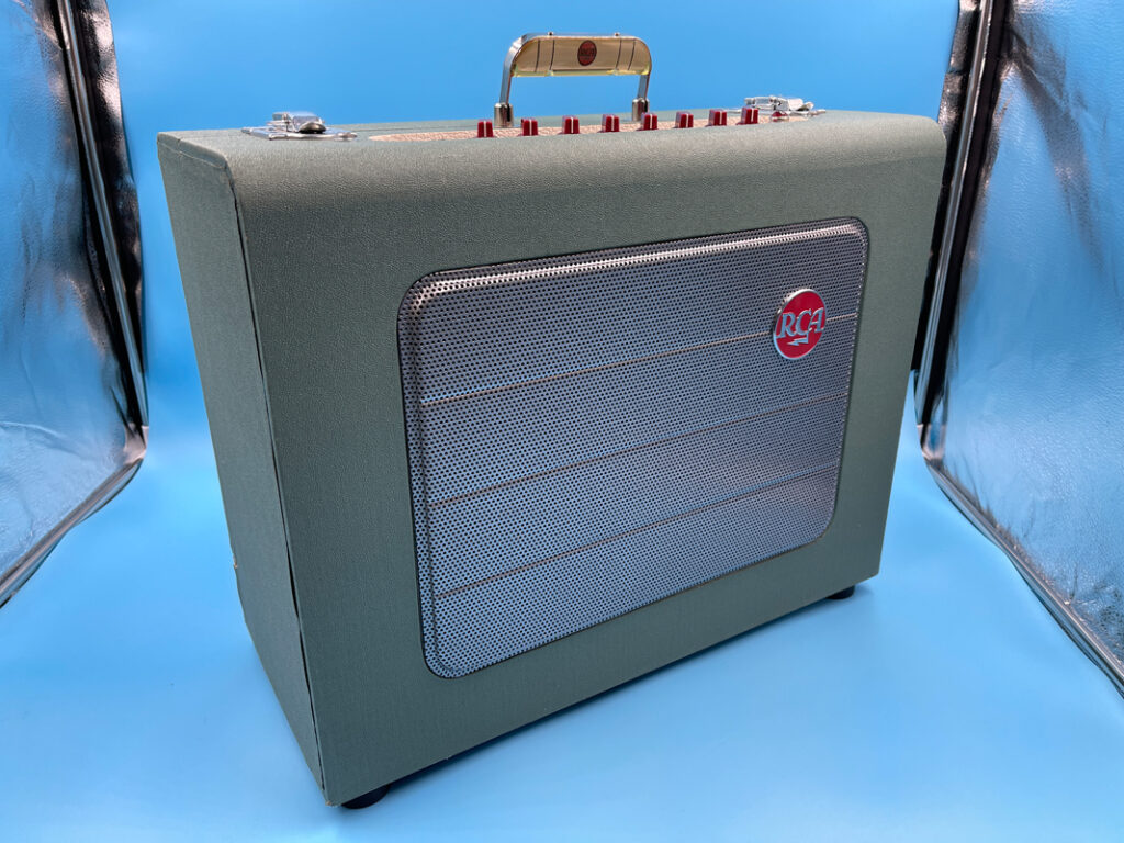 Fender Princeton RCA Speaker Cab Fender Princeton RCA Speaker Cab