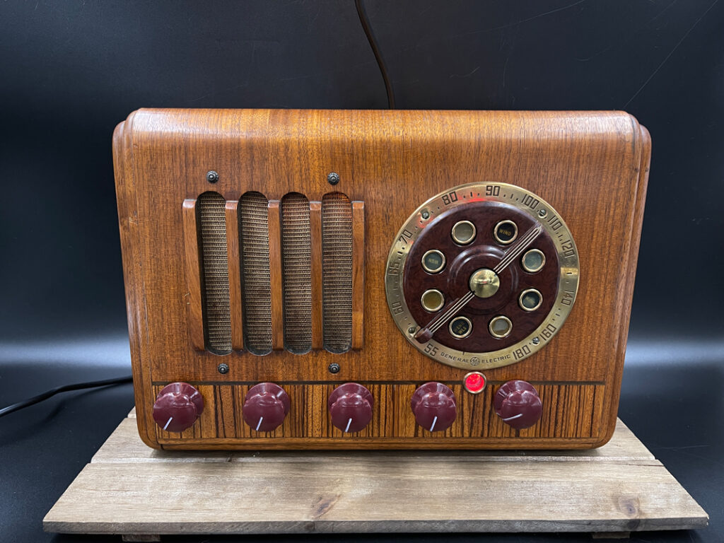 2022 Fender- Princeton AA964 Radio Amp 2022 Fender- Princeton AA964 Radio Amp